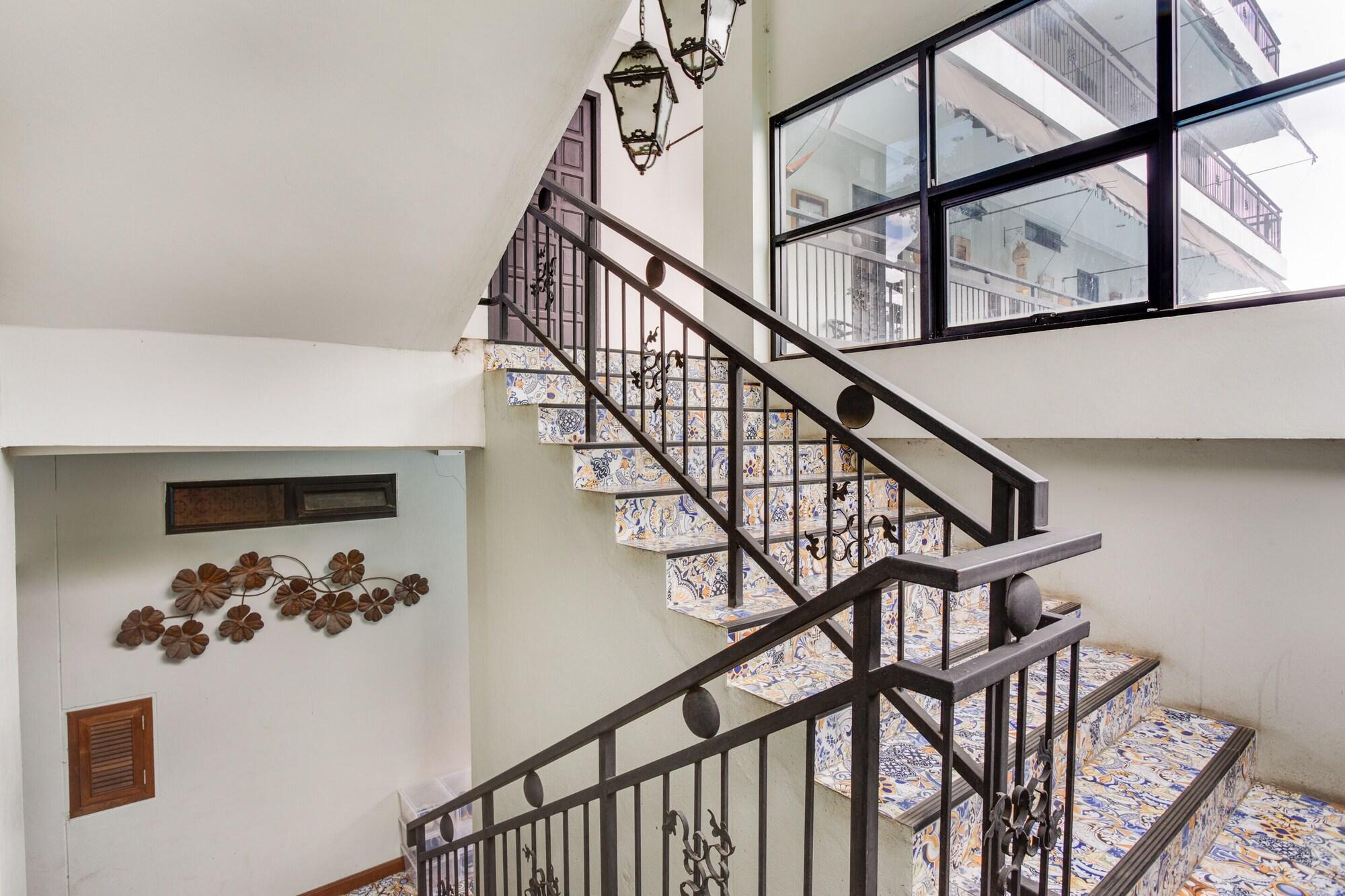Capital O 1051 Pagoda House Чиангмай Экстерьер фото