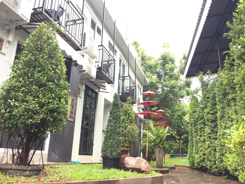 Capital O 1051 Pagoda House Чиангмай Экстерьер фото